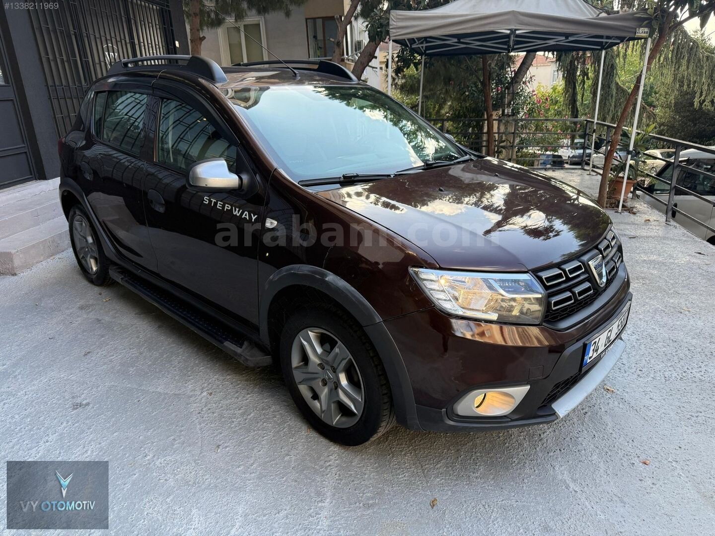 Galeriden Dacia Sandero 0.9 TCe Stepway Easy-R 2017 Model İstanbul 54.000 km Kahverengi 3