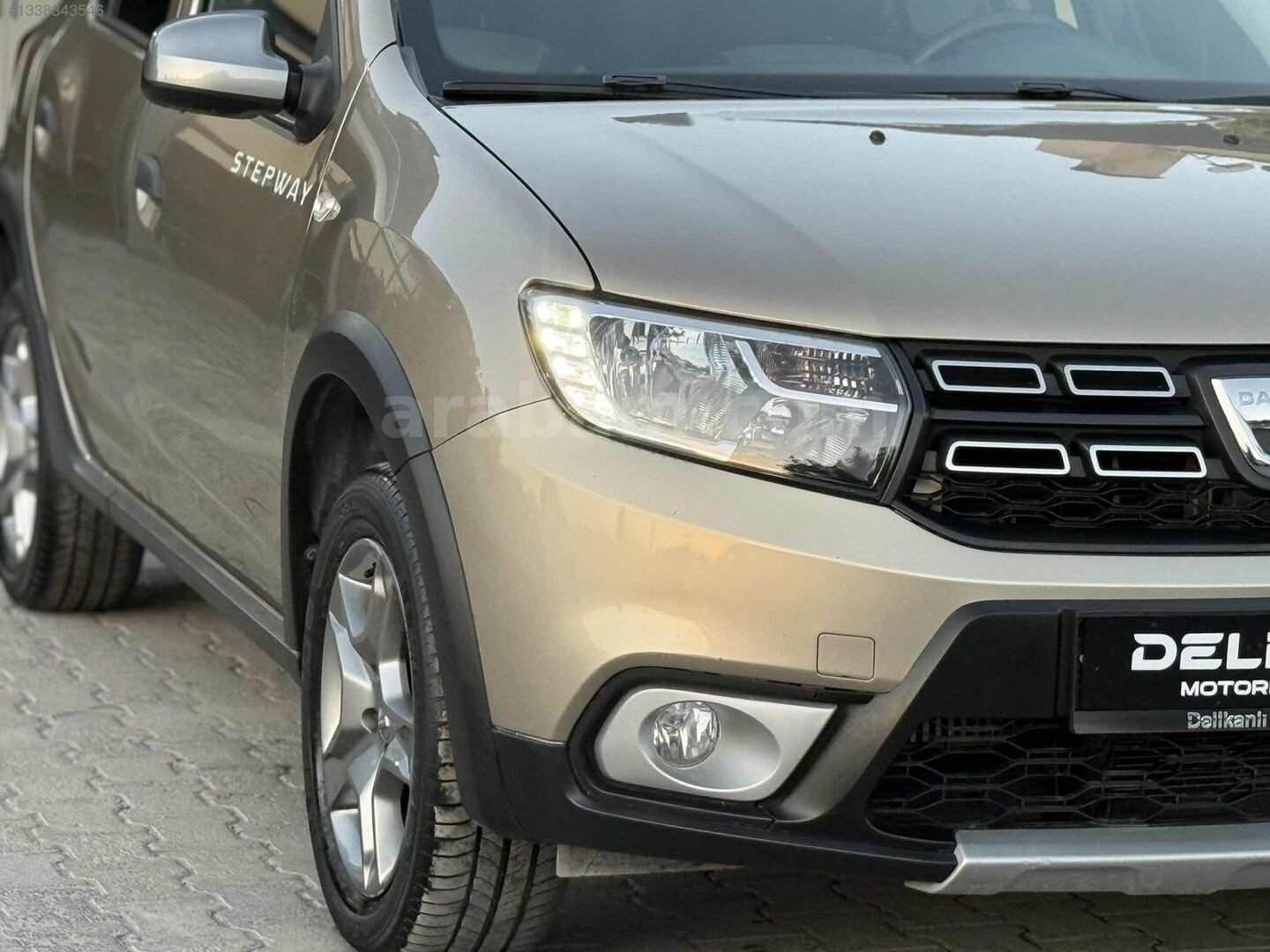 Galeriden Dacia Sandero 0.9 TCe Turbo Stepway 2020 Model Niğde 55.000 km Bej 5