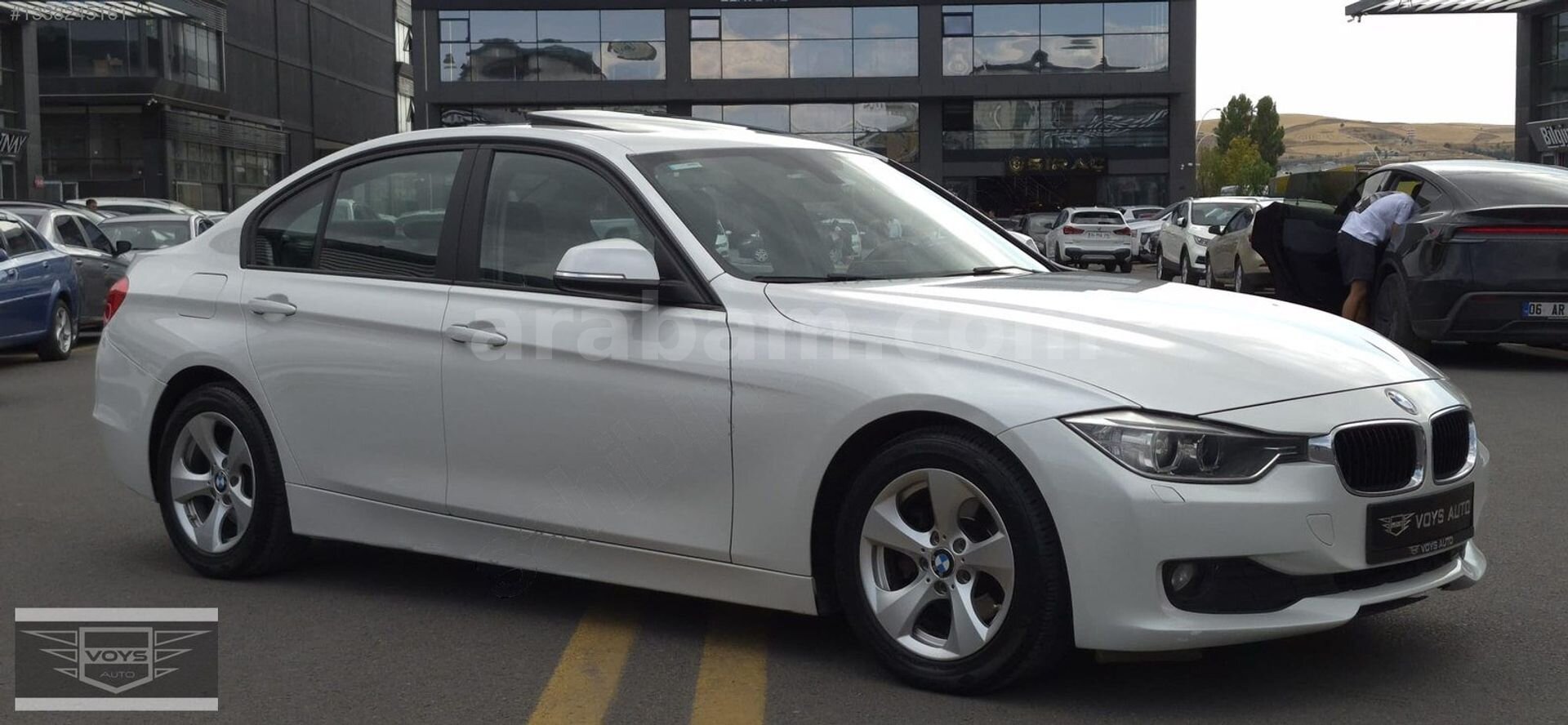 Galeriden BMW 3 Serisi 320i ED Standart 2014 Model Ankara 224.000 km Beyaz 2