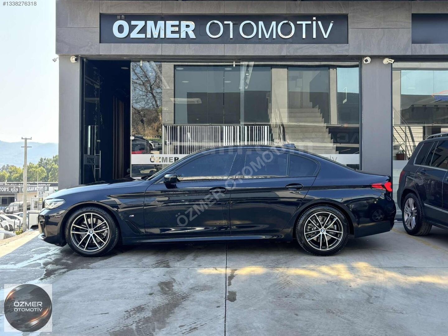 Galeriden BMW 5 Serisi 520i Special Edition M Sport 2021 Model İzmir 100.250 km Siyah 4