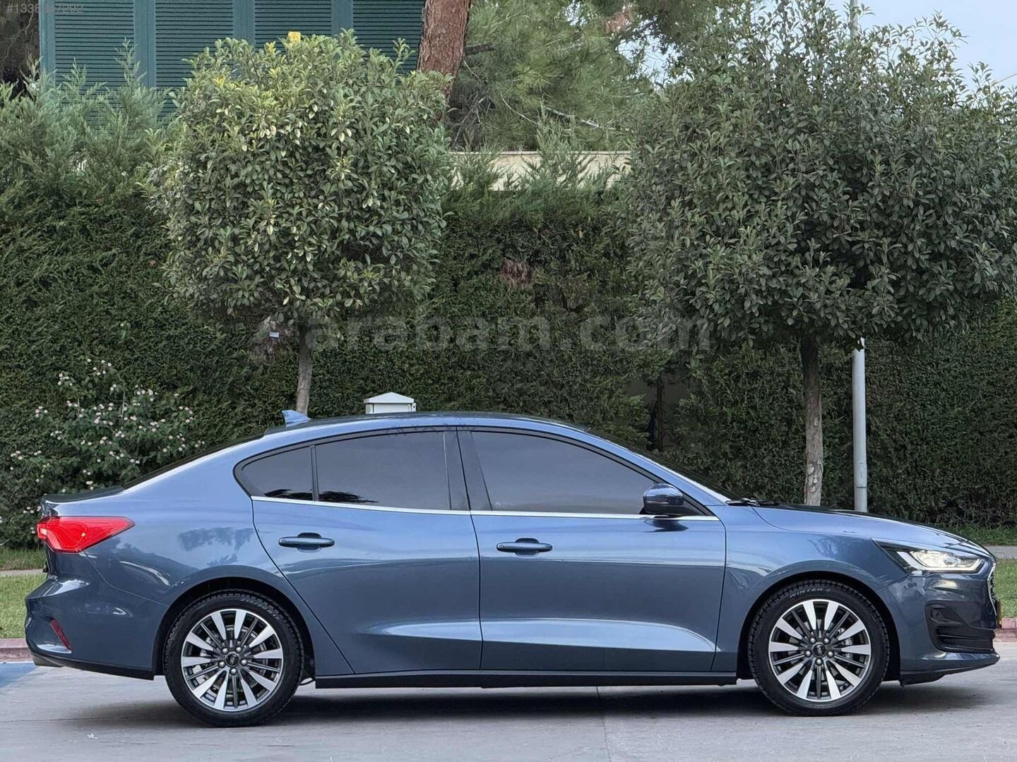 Galeriden Ford Focus 1.5 EcoBlue Titanium X 2024 Model Antalya 8.766 km Mavi 6