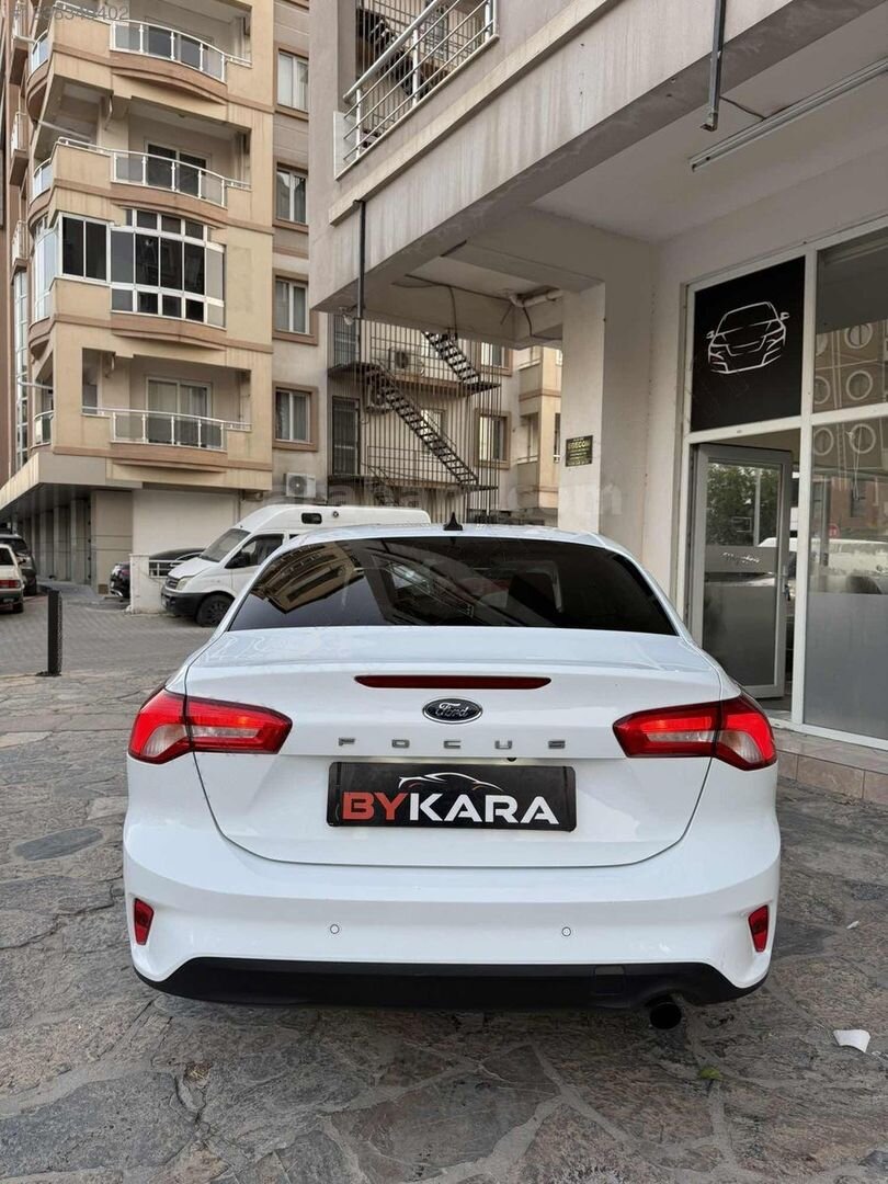 Galeriden Ford Focus 1.5 EcoBlue Trend X 2020 Model Muğla 121.000 km Beyaz 7