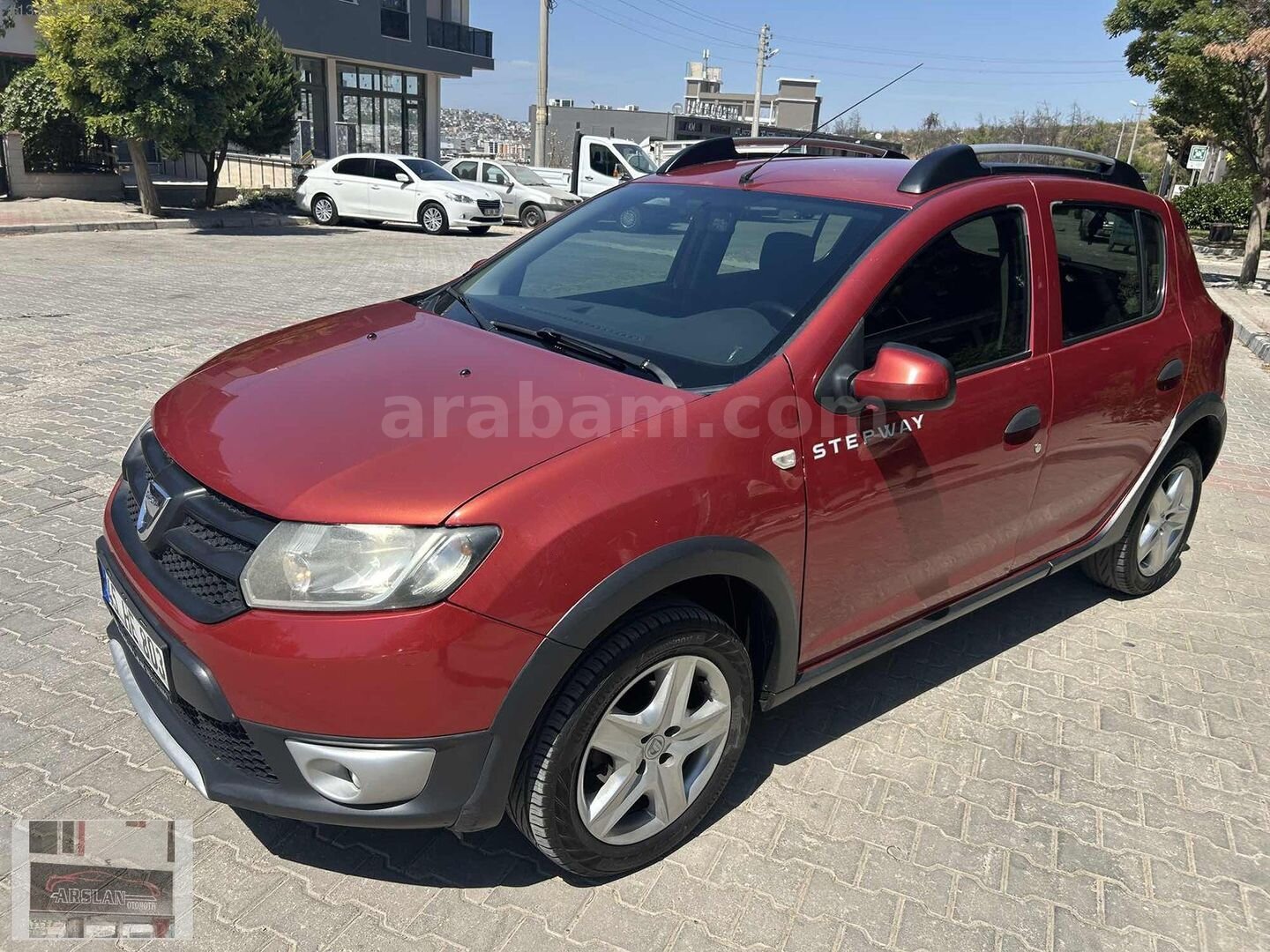 Galeriden Dacia Sandero 1.5 dCi Stepway 2013 Model İzmir 362.000 km Kırmızı 7
