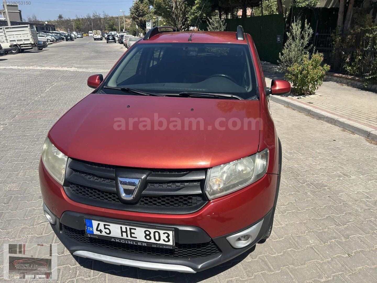 Galeriden Dacia Sandero 1.5 dCi Stepway 2013 Model İzmir 362.000 km Kırmızı 4