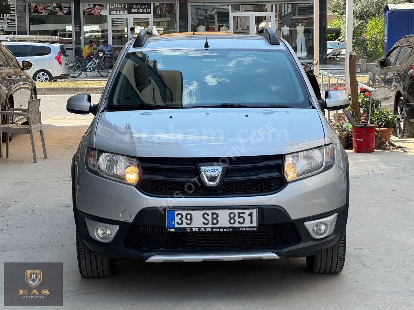 Galeriden Dacia Sandero 1.5 dCi Stepway 2015 Model İzmir 195.000 km Gri 3
