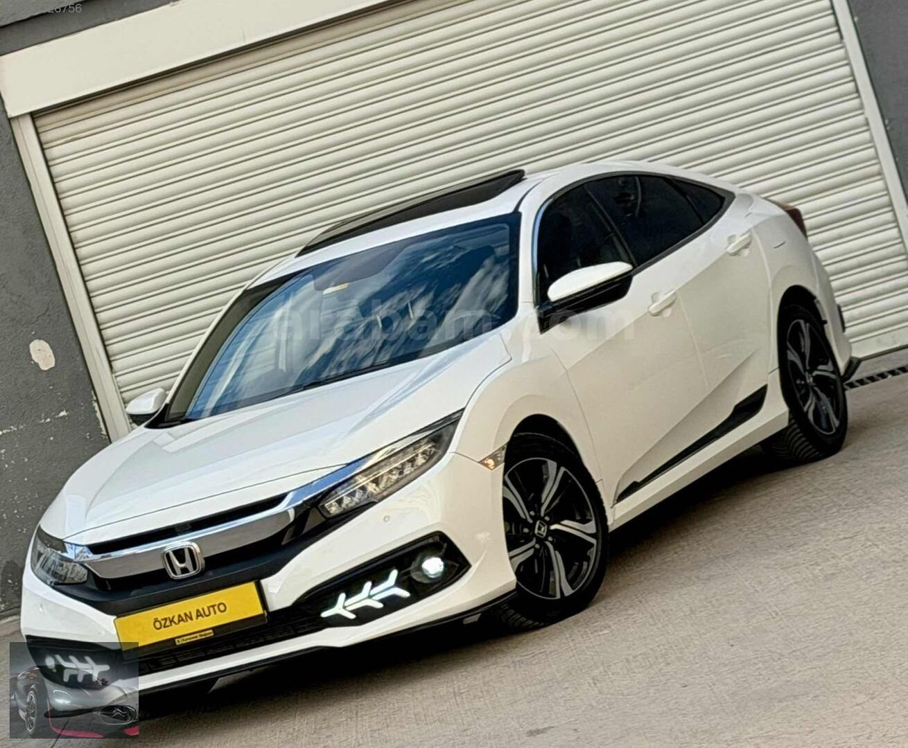 Galeriden Honda Civic 1.5 i-VTEC Elegance 2020 Model Ankara 145.000 km Beyaz 3