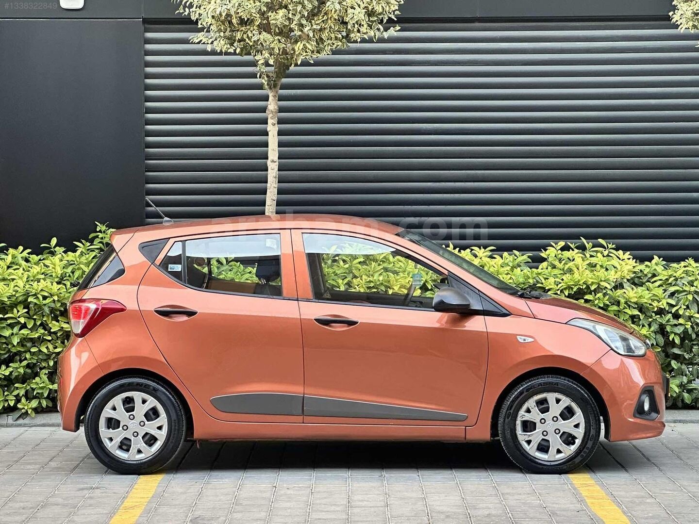 Galeriden Hyundai i10 1.0 D-CVVT Style 2013 Model İzmir 115.000 km Kahverengi 6