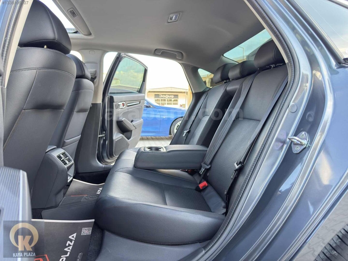 Galeriden Honda Civic 1.5 i-VTEC Executive Plus 2022 Model Malatya 55.000 km Füme 4