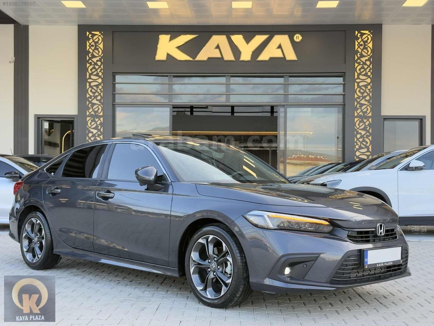 Galeriden Honda Civic 1.5 i-VTEC Executive Plus 2022 Model Malatya 55.000 km Füme 1
