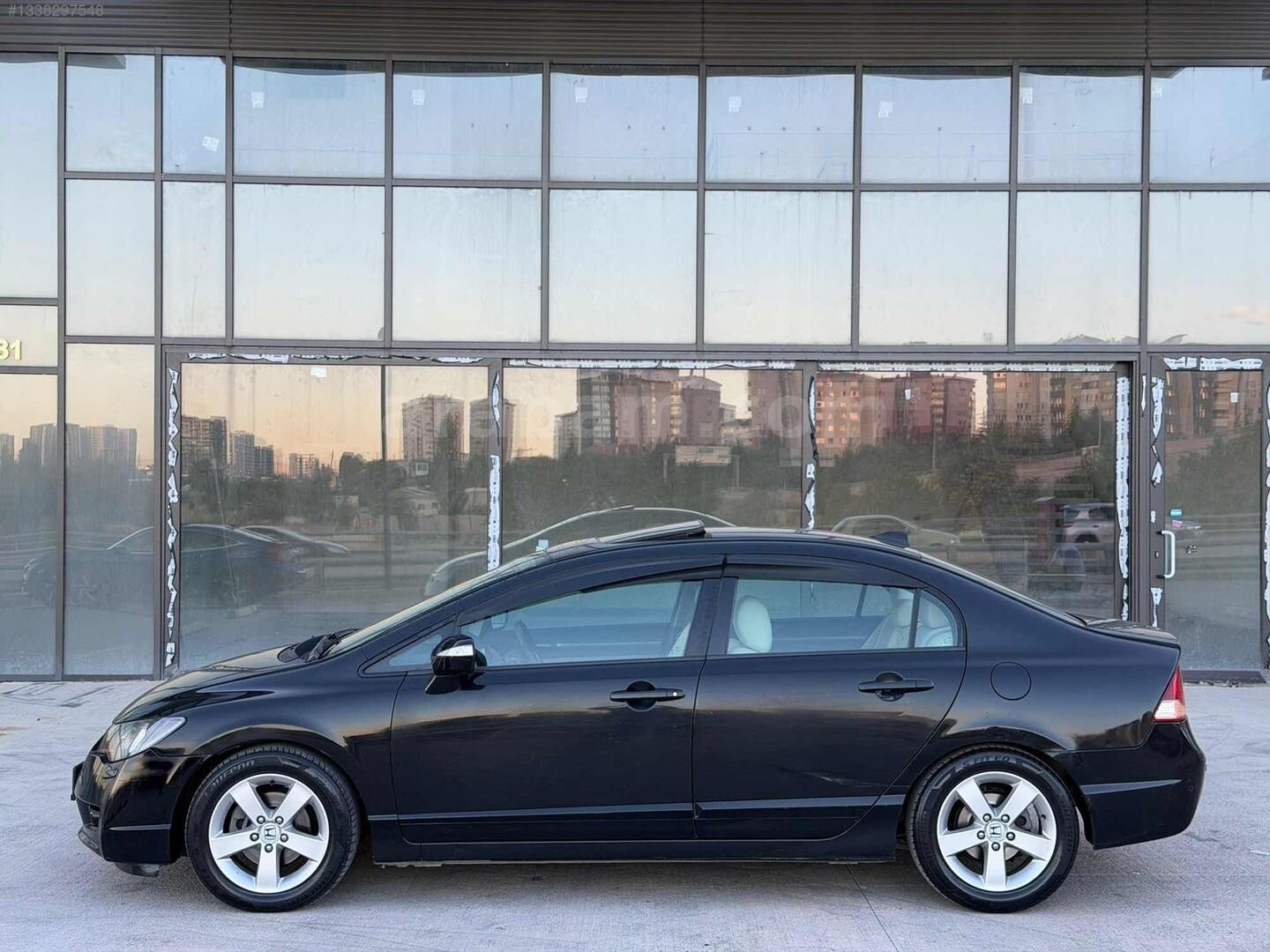 Galeriden Honda Civic 1.6i VTEC Elegance 2012 Model Ankara 178.000 km Siyah 6