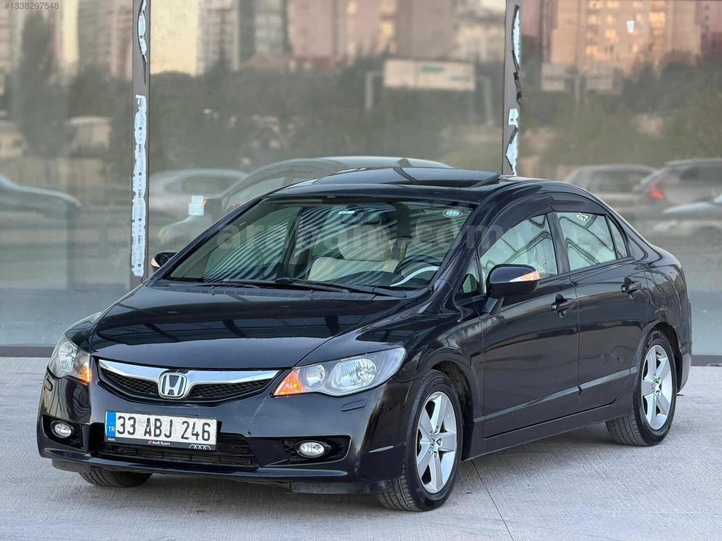Galeriden Honda Civic 1.6i VTEC Elegance 2012 Model Ankara 178.000 km Siyah 1