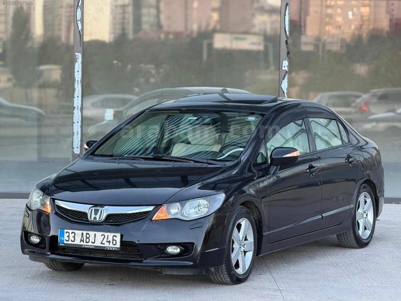 Galeriden Honda Civic 1.6i VTEC Elegance 2012 Model Ankara 178.000 km Siyah