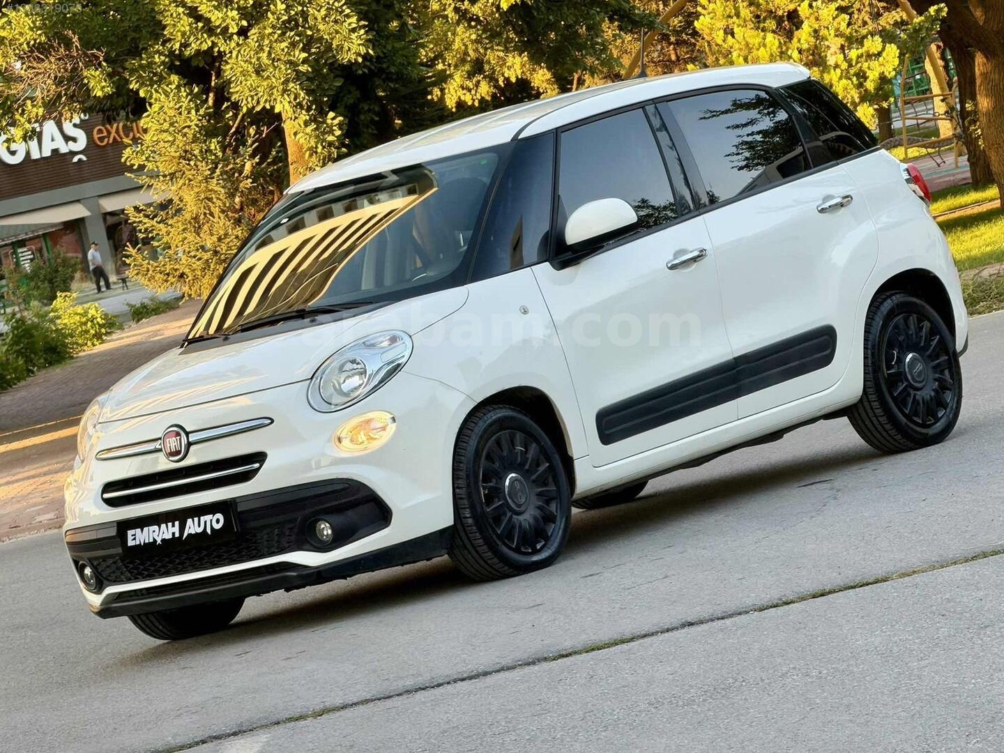Galeriden Fiat 500 Ailesi 500L 1.3 Mjet Cross Plus 2020 Model Kayseri 65.000 km Beyaz 4