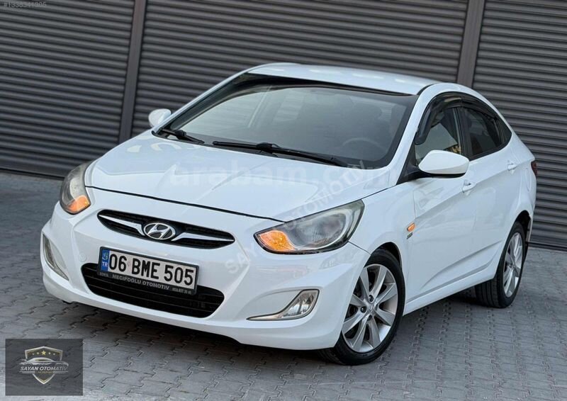 Galeriden Hyundai Accent Blue 1.6 CRDI Mode 2013 Model Konya 210.000 km Beyaz