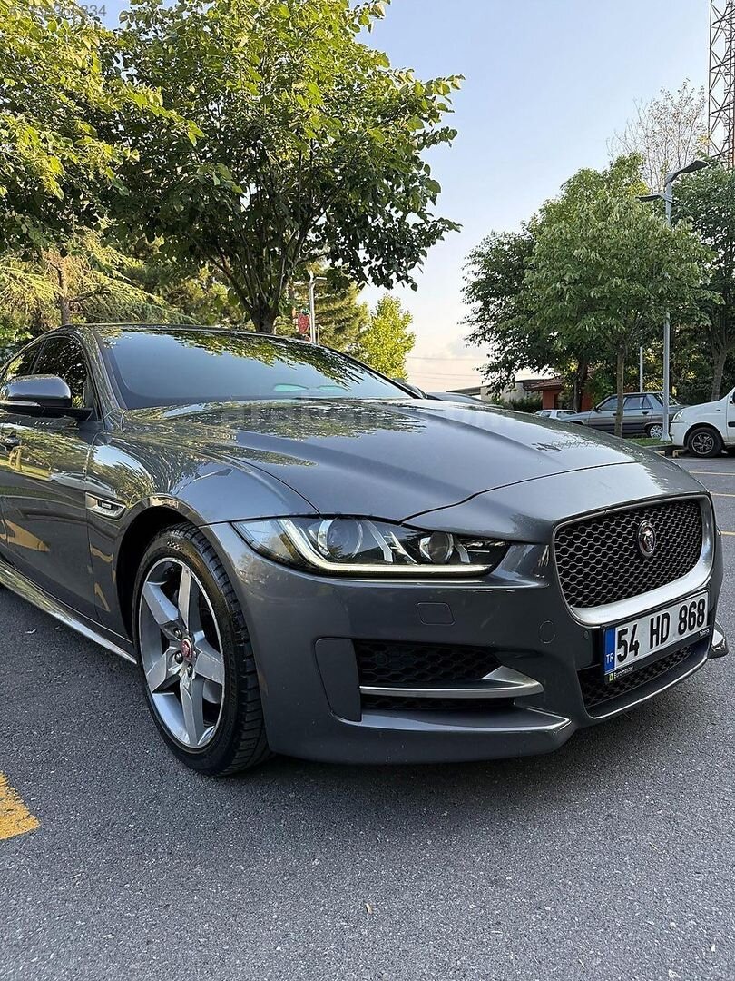 Galeriden Jaguar XE 2.0 D R-Sport Plus 2016 Model Sakarya 135.000 km Füme 5