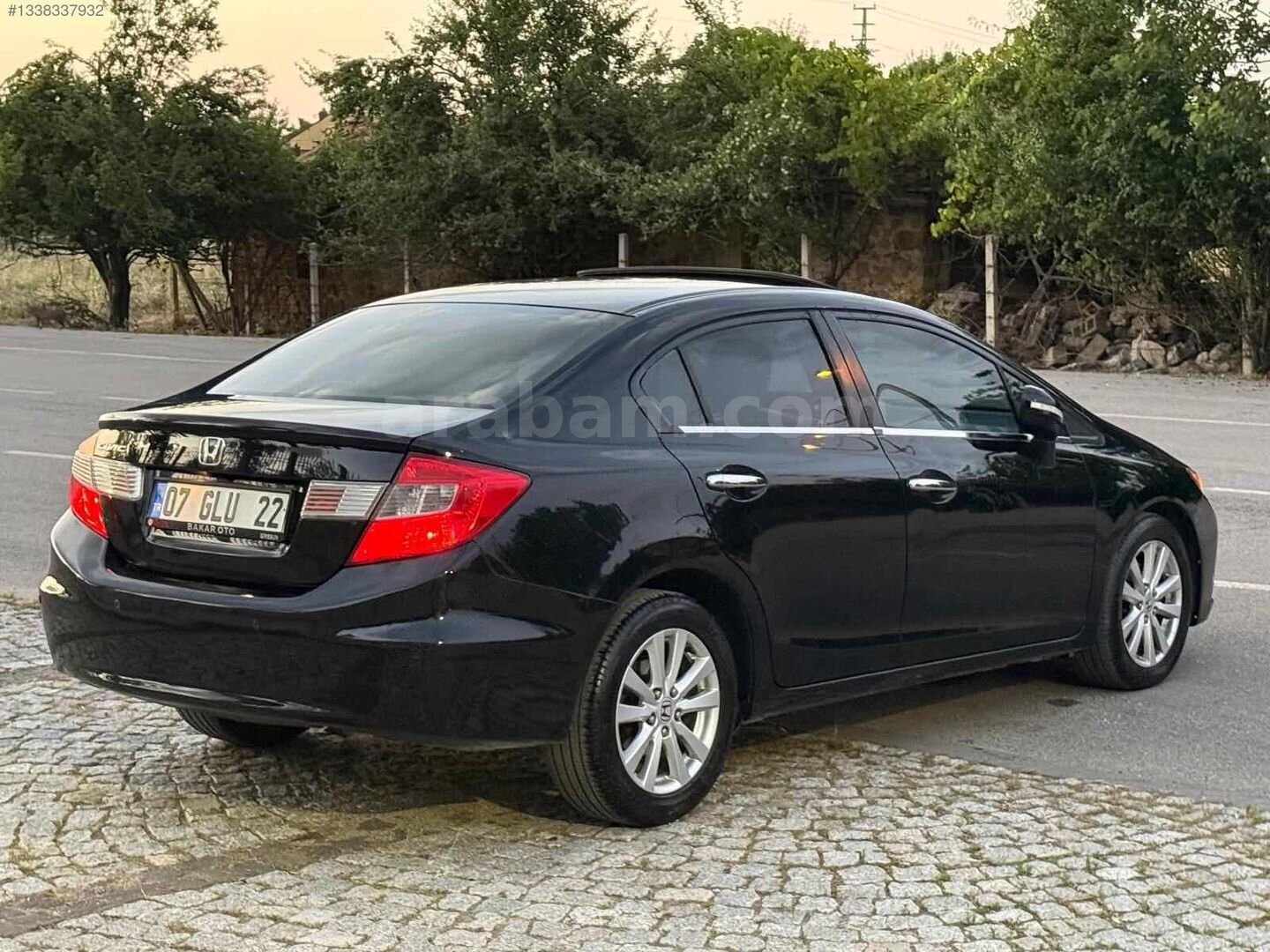 Galeriden Honda Civic 1.6i VTEC Eco Elegance 2014 Model Konya 212.000 km Siyah 3