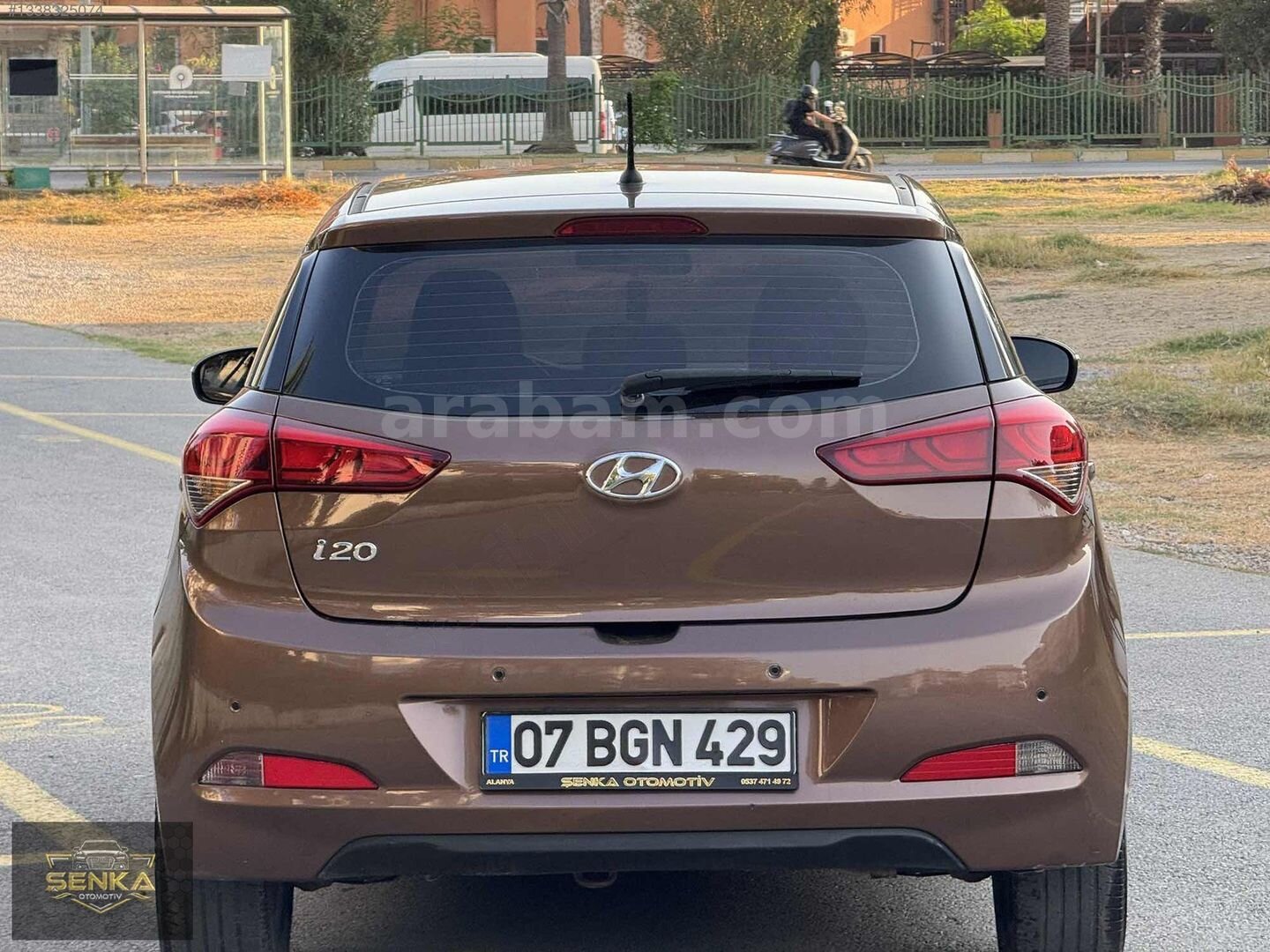 Galeriden Hyundai i20 1.4 MPI Style 2015 Model Antalya 124.000 km Kahverengi 5