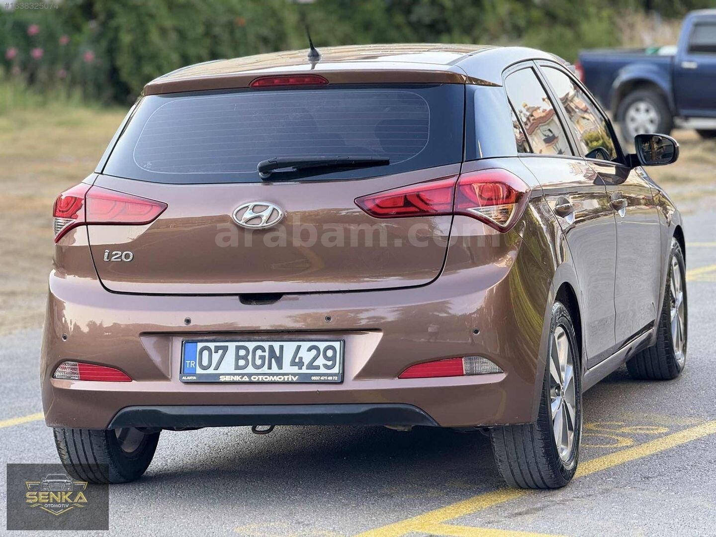 Galeriden Hyundai i20 1.4 MPI Style 2015 Model Antalya 124.000 km Kahverengi 3