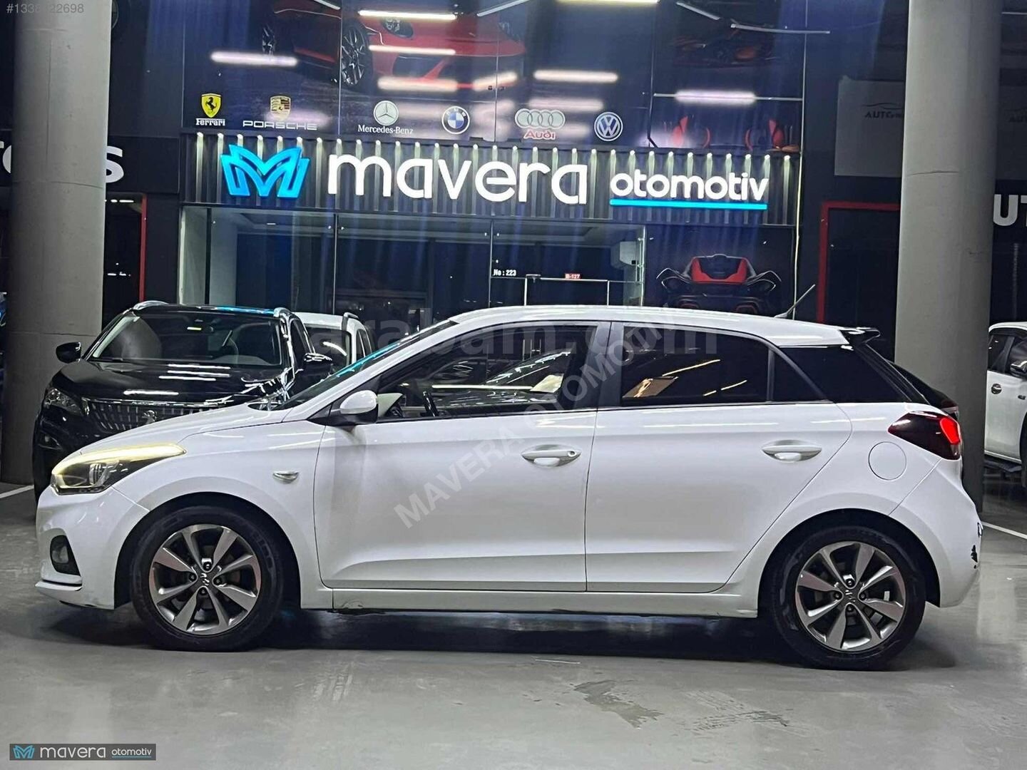 Galeriden Hyundai i20 1.4 MPI Style 2019 Model İstanbul 149.000 km Beyaz 3