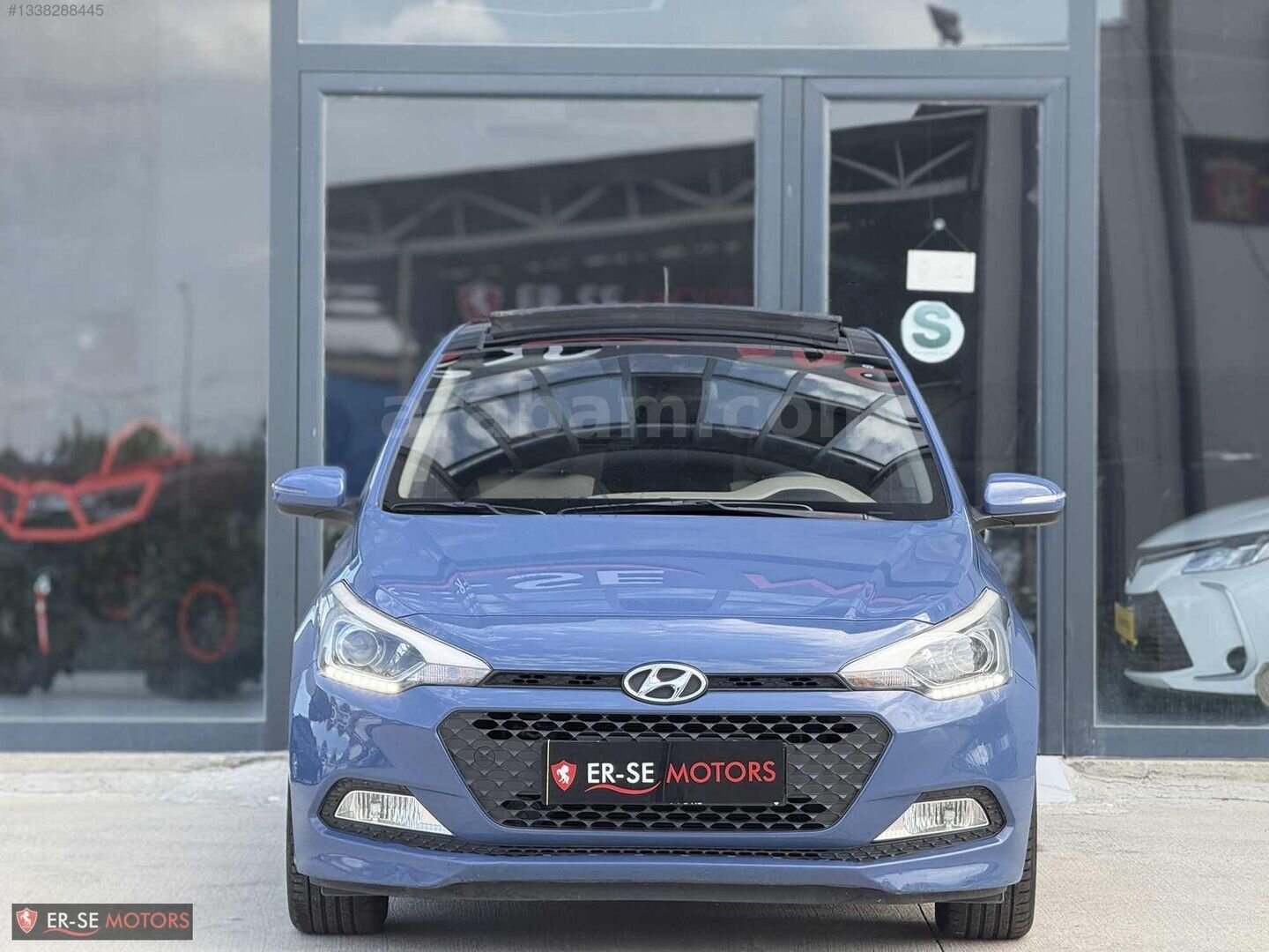 Galeriden Hyundai i20 1.4 MPI Style 2017 Model Sakarya 123.000 km Mavi 2