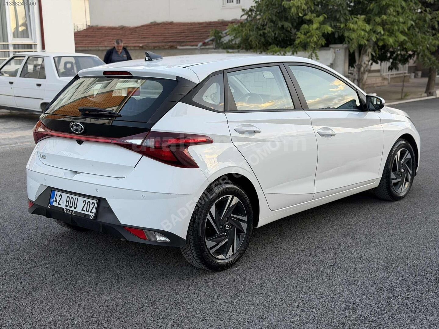 Galeriden Hyundai i20 1.4 MPI Style 2022 Model Konya 75.000 km Beyaz 7