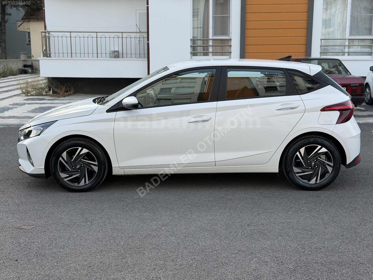 Galeriden Hyundai i20 1.4 MPI Style 2022 Model Konya 75.000 km Beyaz 4