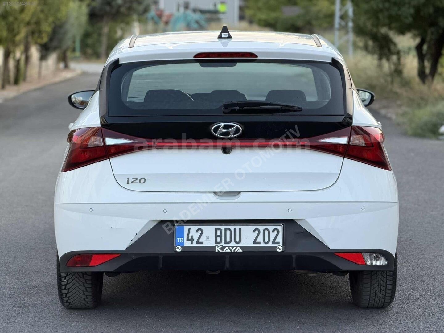 Galeriden Hyundai i20 1.4 MPI Style 2022 Model Konya 75.000 km Beyaz 6