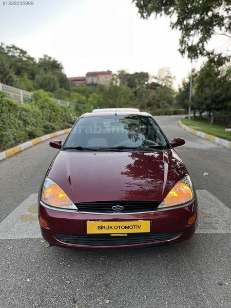 Galeriden Ford Focus 1.6 Ghia 2000 Model Uşak 290.000 km Bordo 1
