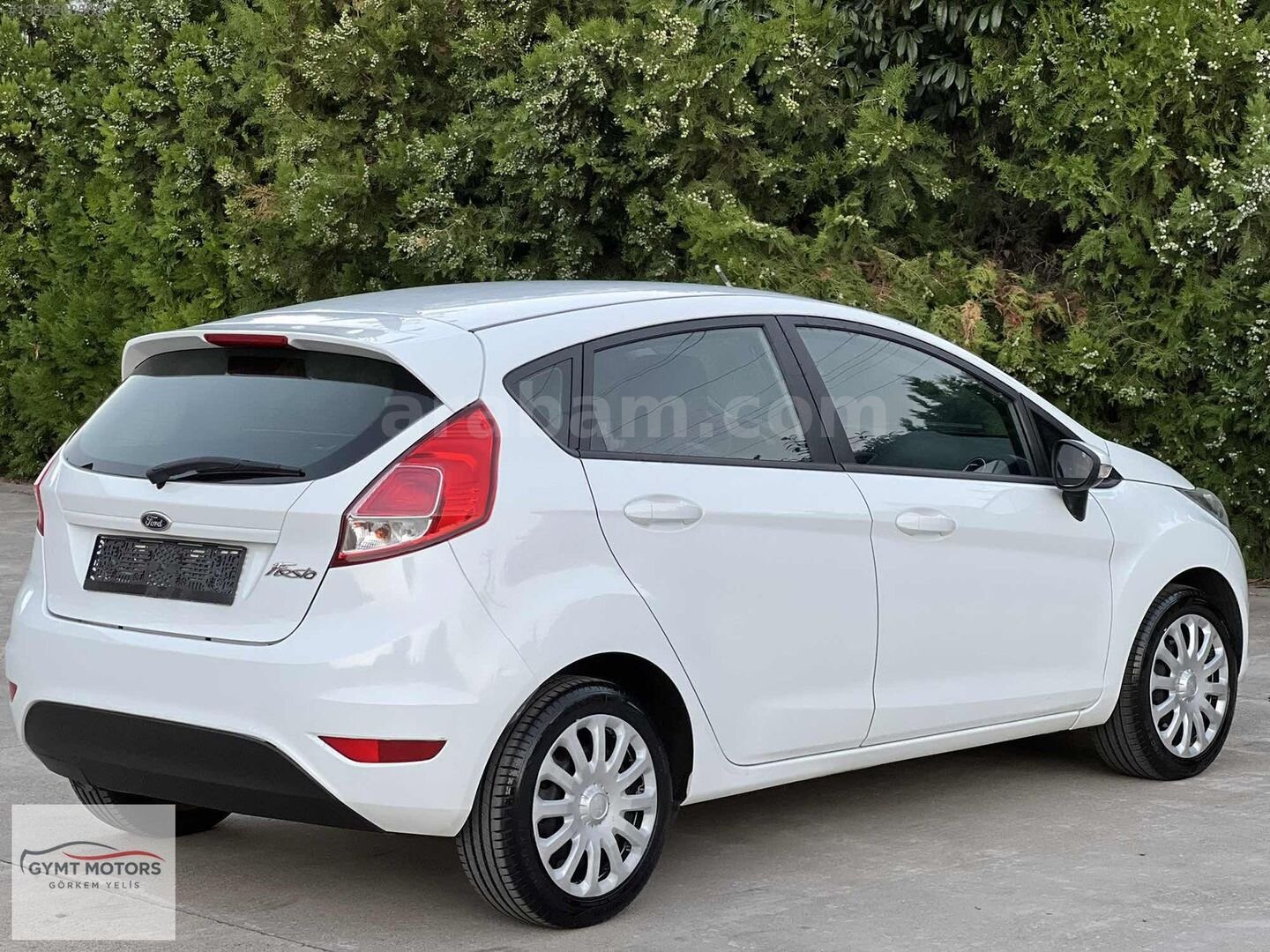 Galeriden Ford Fiesta 1.25 Trend 2014 Model Tokat 156.000 km Beyaz 7