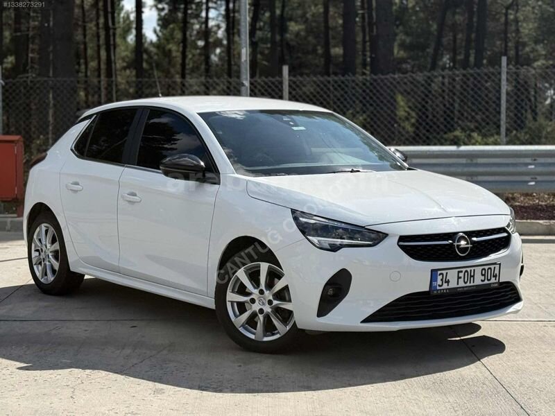 Galeriden Opel Corsa 1.2 T Edition 2022 Model Konya 42.000 km Beyaz 1