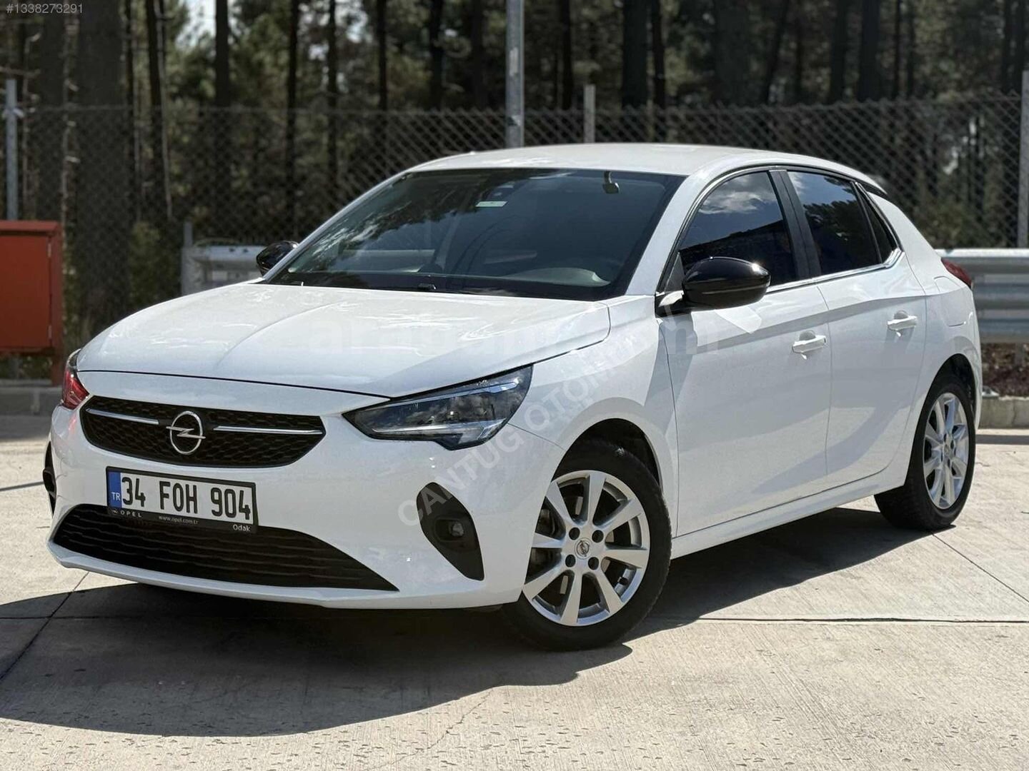 Galeriden Opel Corsa 1.2 T Edition 2022 Model Konya 42.000 km Beyaz 2