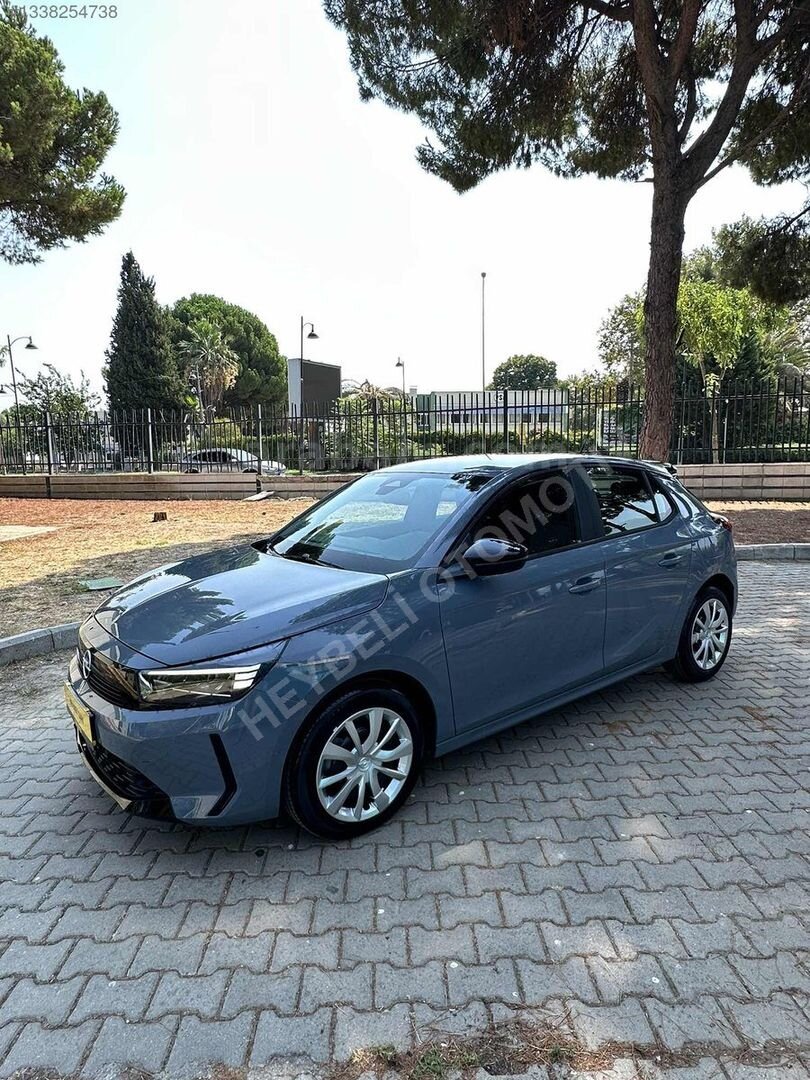 Galeriden Opel Corsa 1.2 T Edition 2025 Model Manisa 6.001 km Gri 7