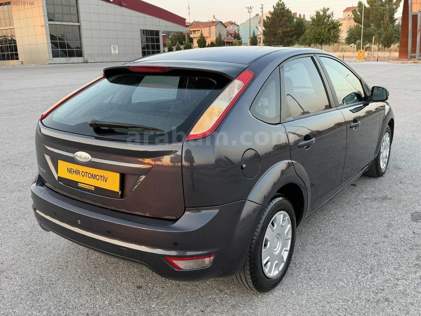 Galeriden Ford Focus 1.6 Trend 2009 Model Kütahya 102.000 km Füme 6