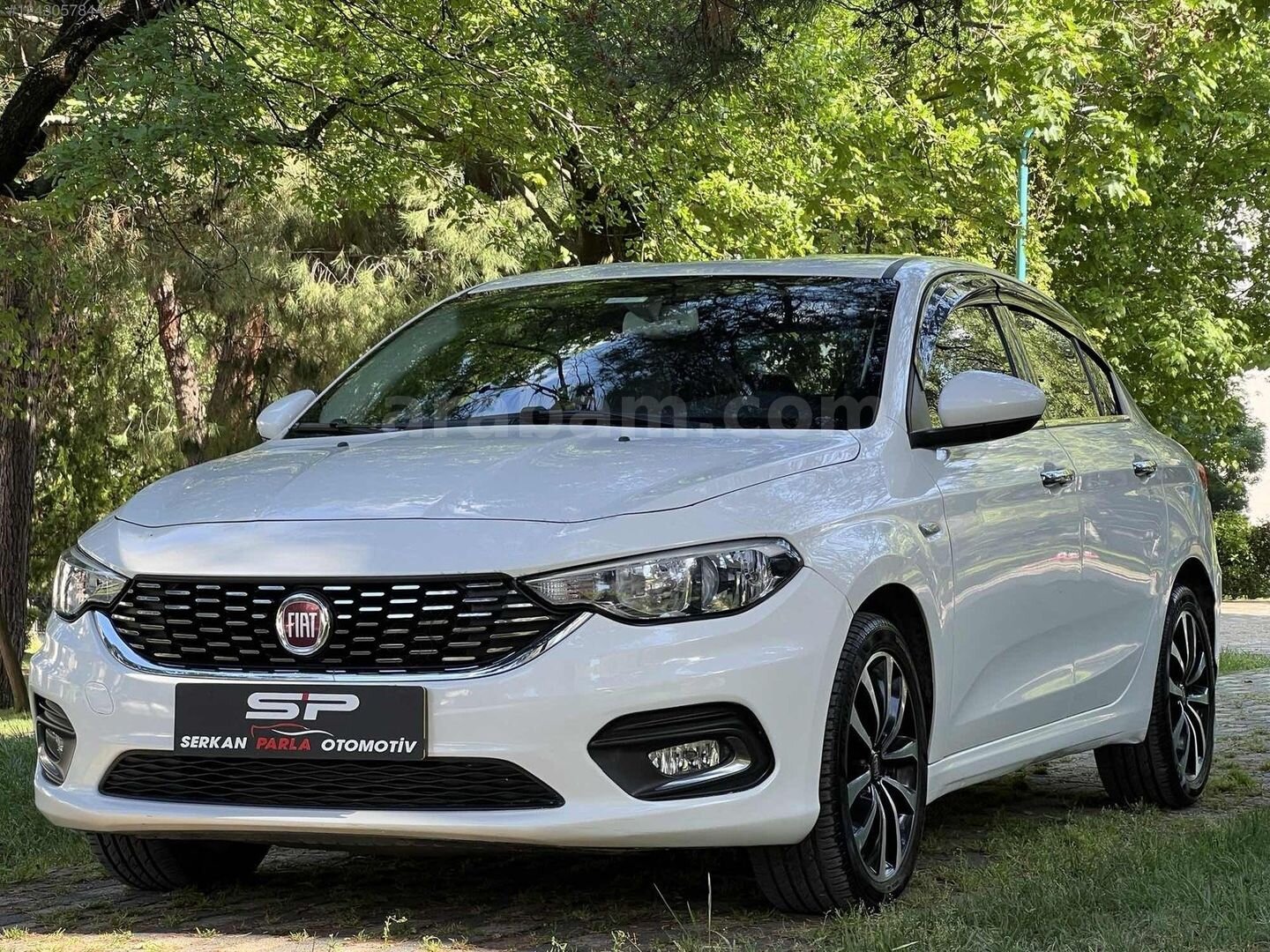 Galeriden Fiat Egea 1.6 Multijet Lounge 2016 Model Bursa 150.000 km Beyaz 5