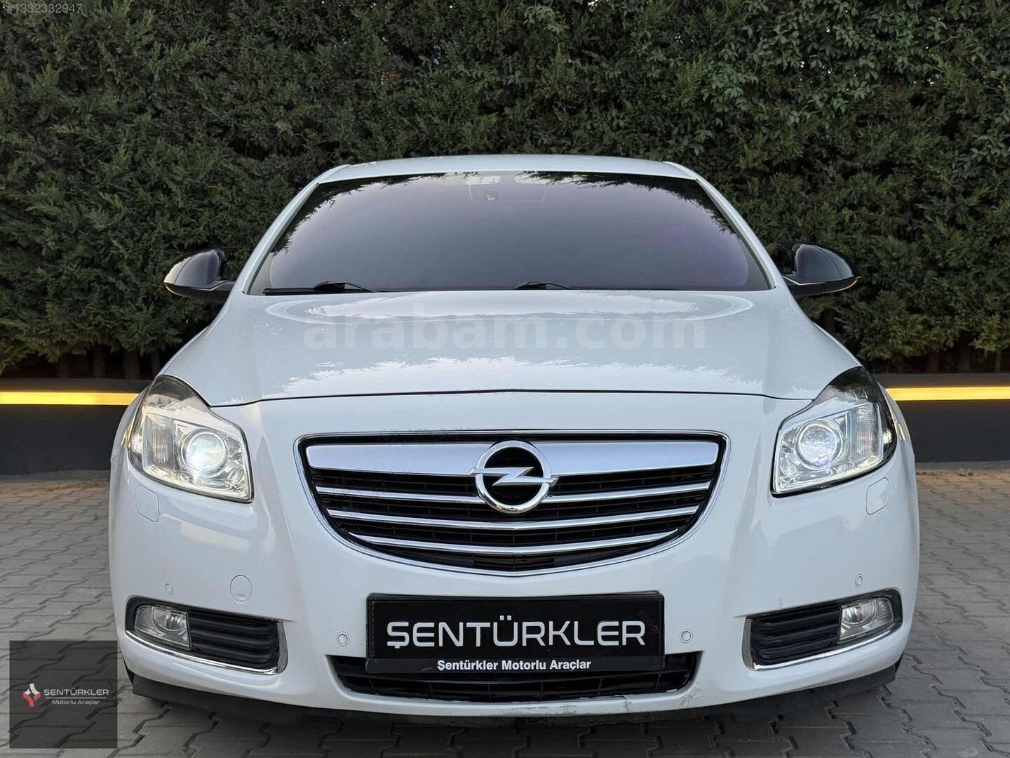 Galeriden Opel Insignia 1.4 T Edition Elegance 2012 Model Balıkesir 177.000 km Beyaz 2