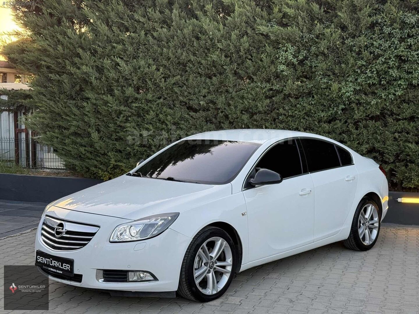 Galeriden Opel Insignia 1.4 T Edition Elegance 2012 Model Balıkesir 177.000 km Beyaz 5