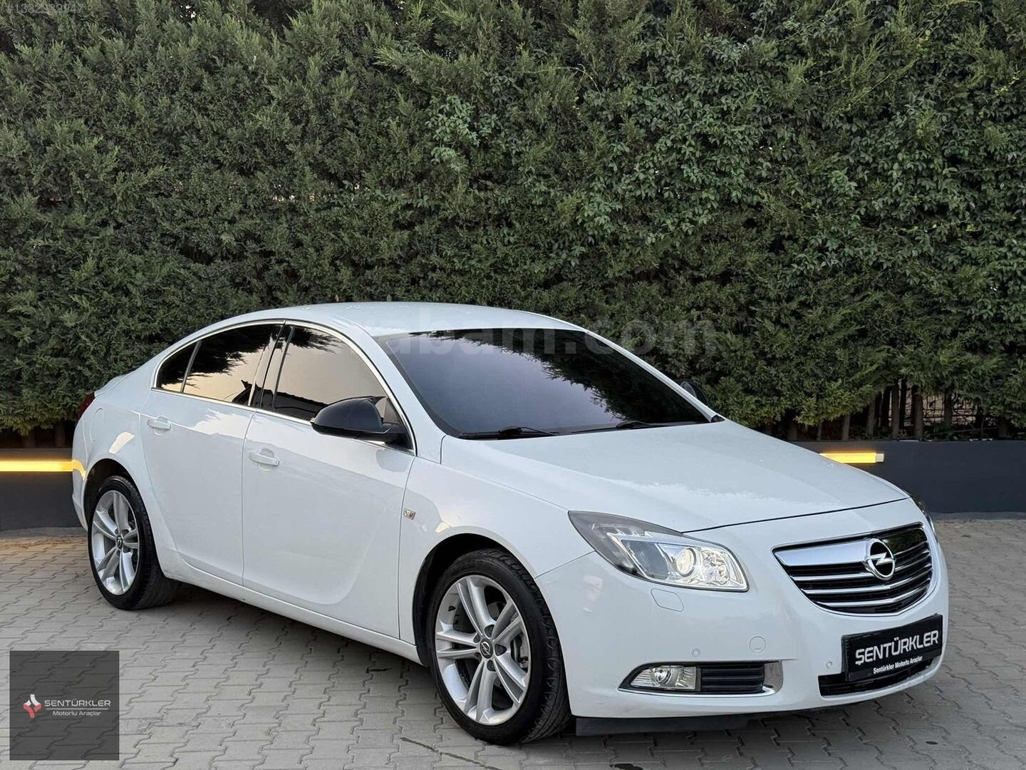 Galeriden Opel Insignia 1.4 T Edition Elegance 2012 Model Balıkesir 177.000 km Beyaz 4