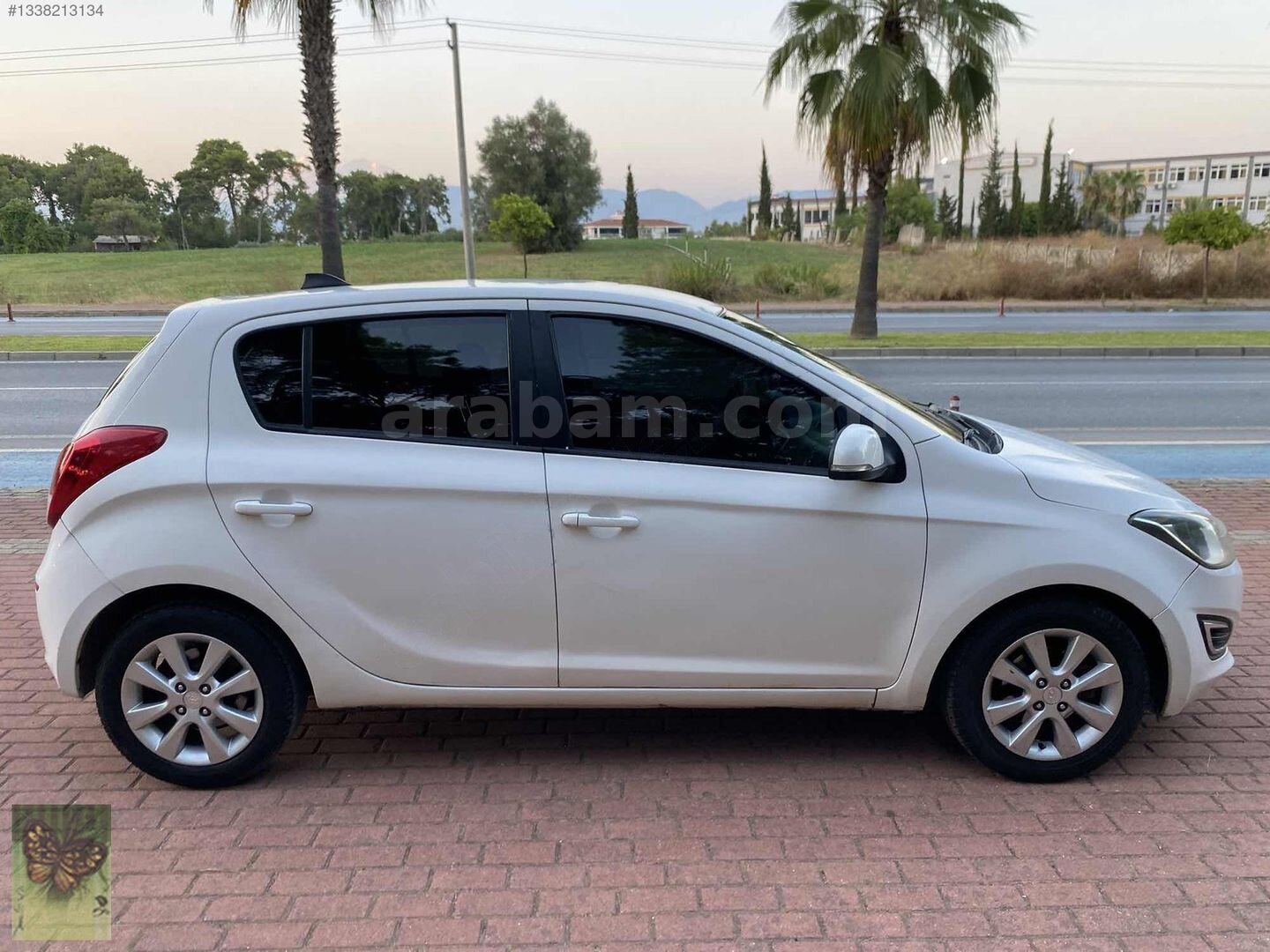 Galeriden Hyundai i20 1.4 CVVT Sense 2012 Model Antalya 124.000 km Beyaz 6