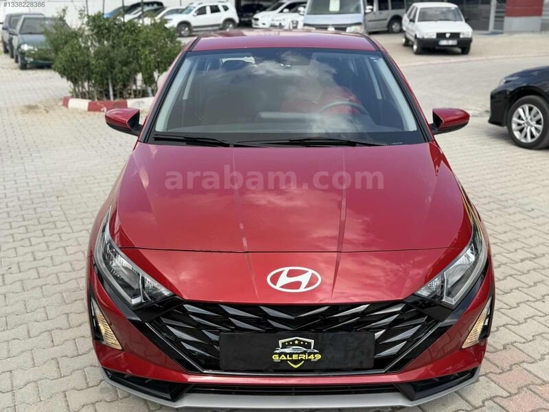 Galeriden Hyundai i20 1.0 T-GDI Jump 2026 Model Adana 14.900 km Kırmızı