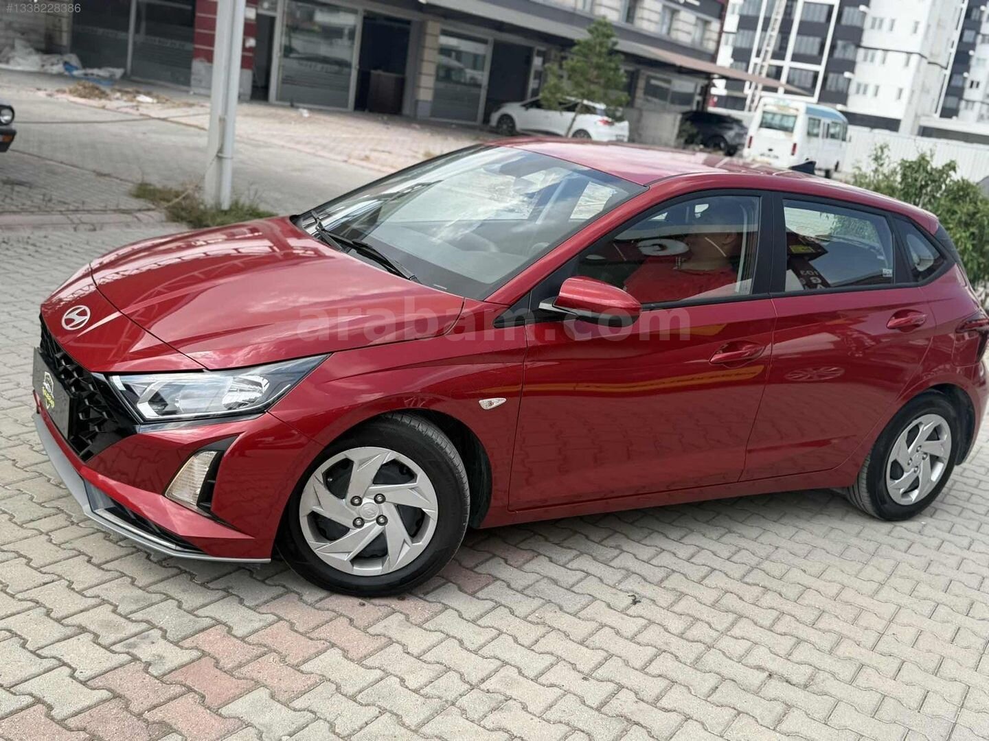 Galeriden Hyundai i20 1.0 T-GDI Jump 2026 Model Adana 14.900 km Kırmızı 4