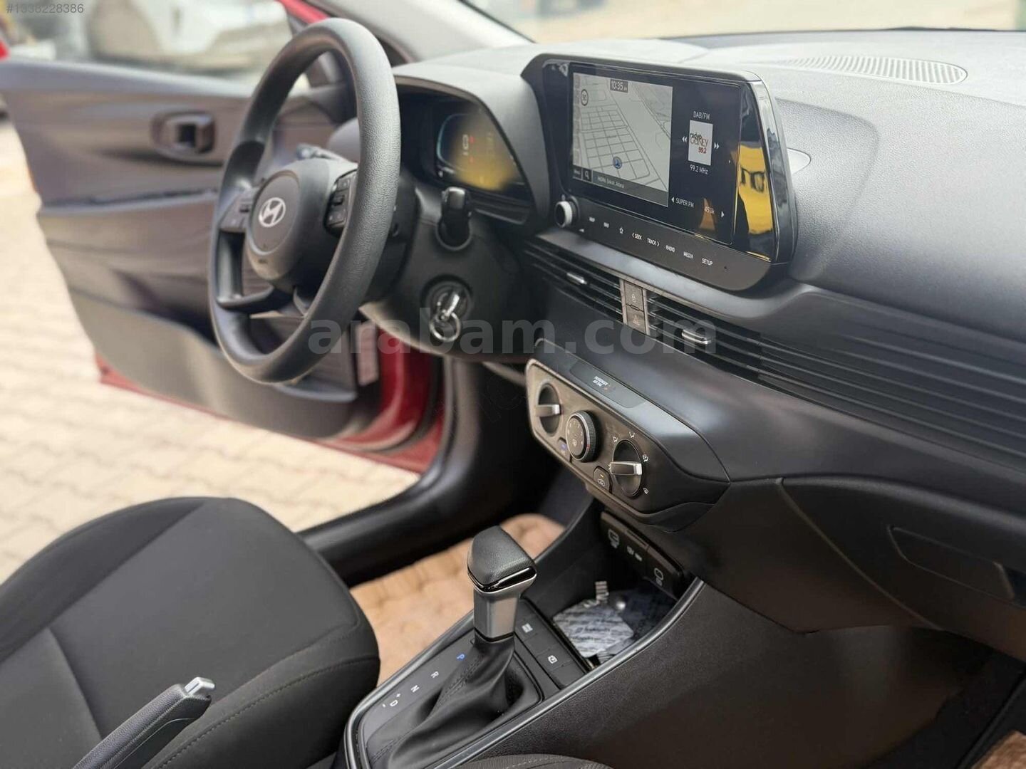 Galeriden Hyundai i20 1.0 T-GDI Jump 2026 Model Adana 14.900 km Kırmızı 7