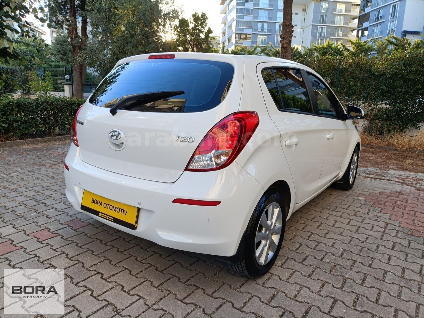 Galeriden Hyundai i20 1.2 D-CVVT Sense 2014 Model Bursa 58.000 km Beyaz 6