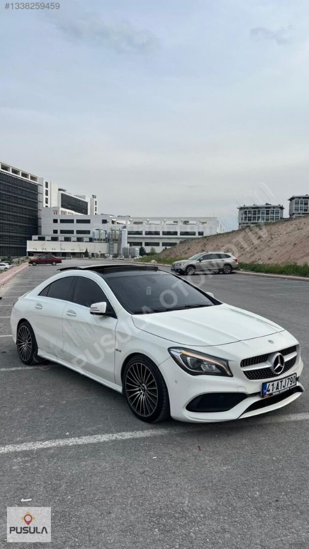 Galeriden Mercedes - Benz CLA 180 D AMG 2017 Model Konya 216.000 km Beyaz 1