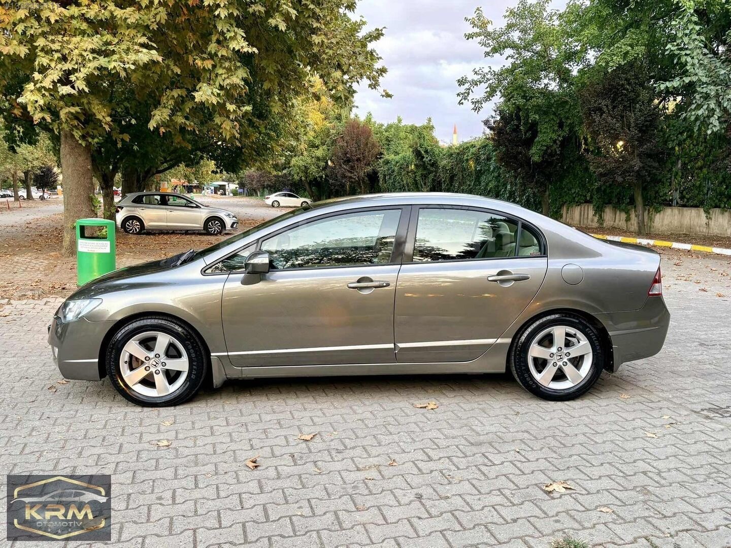 Galeriden Honda Civic 1.6i VTEC Premium 2007 Model Bursa 97.000 km Gri 4