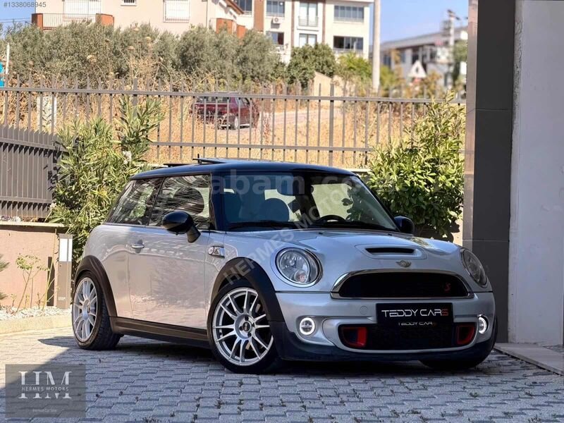'HERMES MOTORS' 2011 MİNİ COOPER S 1.6 184 HP CAM TAVAN