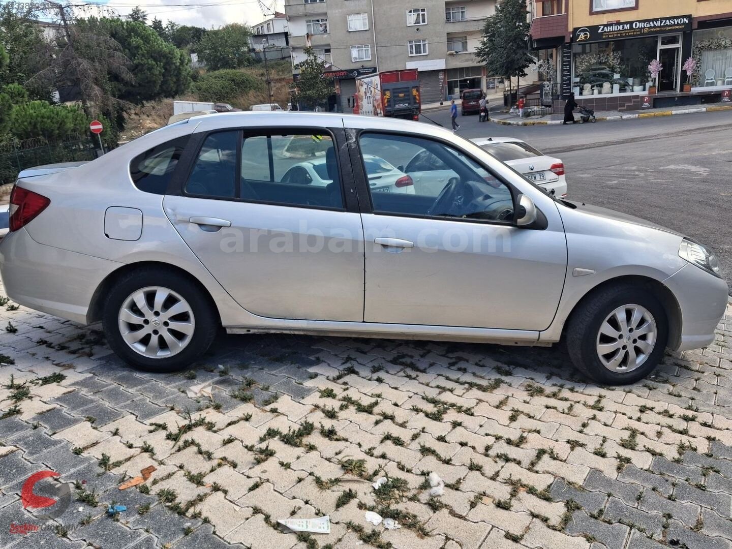 Galeriden Renault Symbol 1.2 Expression 2012 Model İstanbul 179.000 km Gri 7