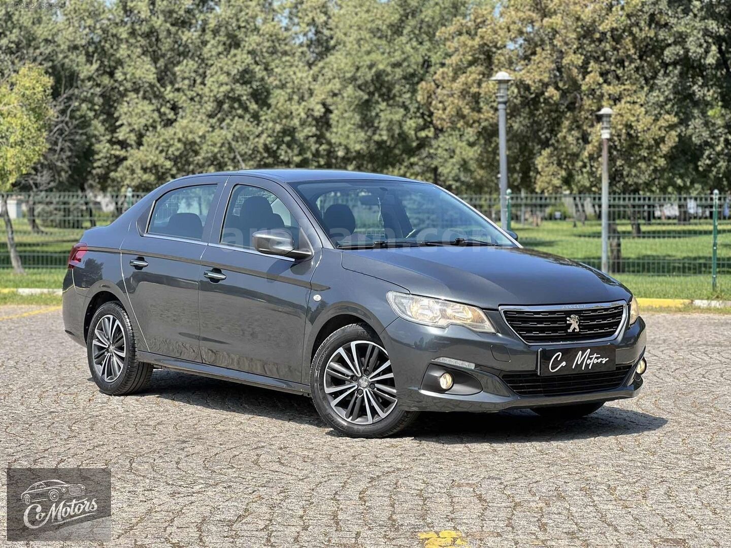 Galeriden Peugeot 301 1.6 HDi Allure 2017 Model Bursa 38.000 km Füme 1