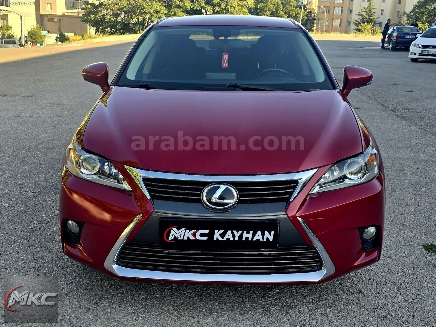 Galeriden Lexus CT 200h Comfort Plus 2017 Model Ankara 176.000 km Kırmızı 1
