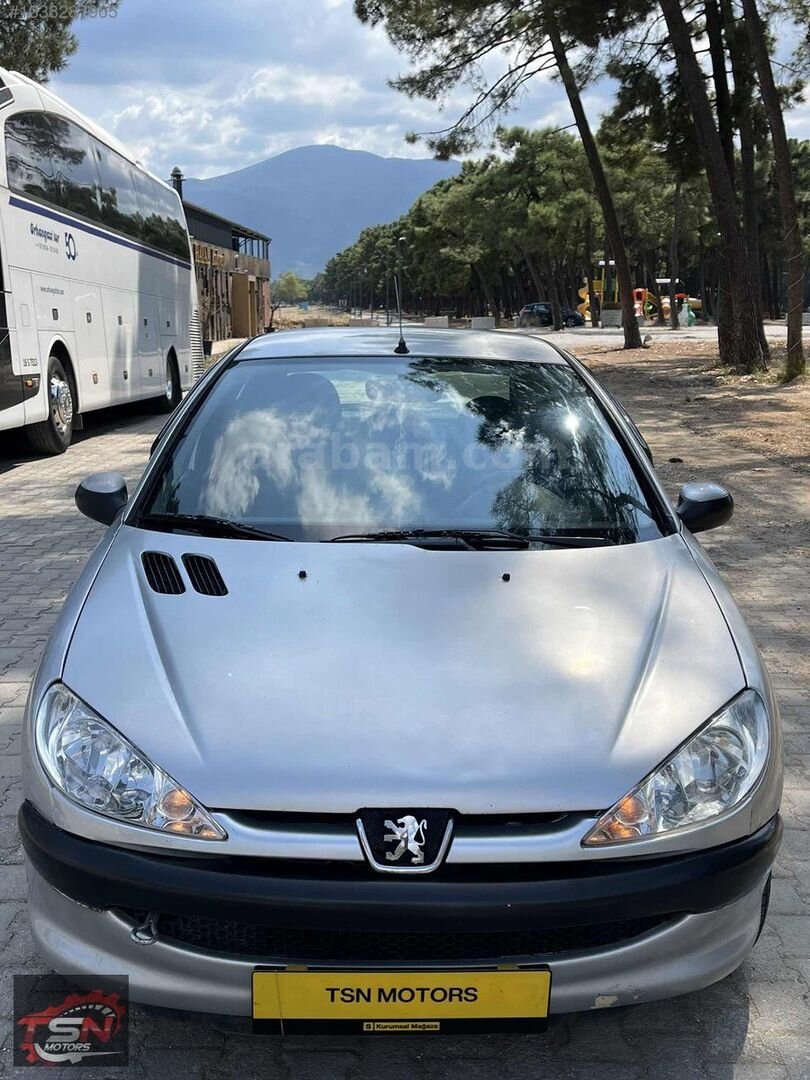 Galeriden Peugeot 206 1.4 X-Line 2004 Model Bursa 273.000 km Gri 6