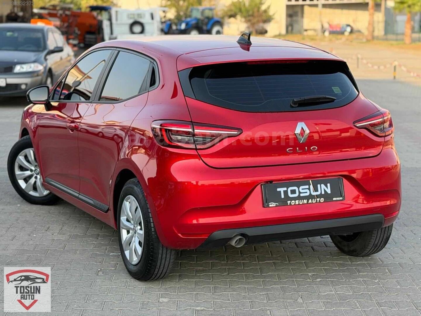 Galeriden Renault Clio 1.0 SCe Joy 2023 Model Aydın 57.000 km Kırmızı 6
